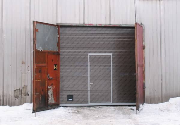 Секционные ворота DoorHan в Одинцово с установкой